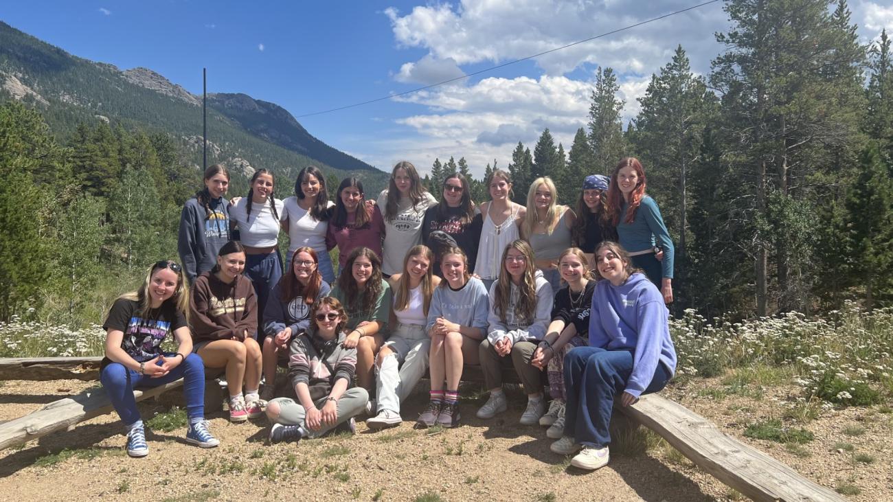 Prima Voce Choir in Estes Park at their annual retreat.